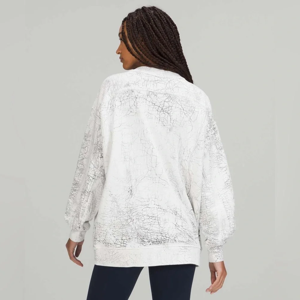 Lululemon Perfectly Oversized Crew Thread Dye White Black 8